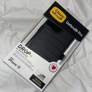 Otterbox  defender series pro iPhone 13